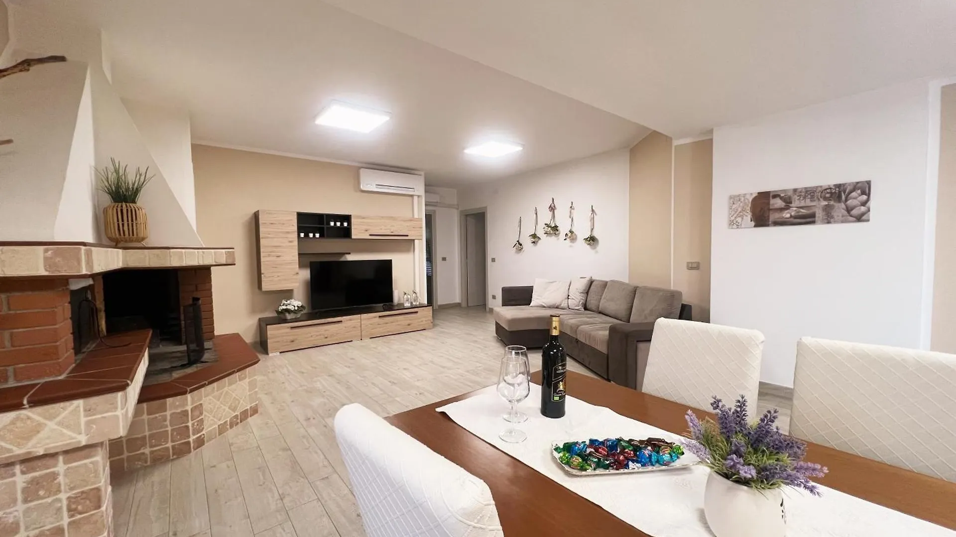 Grazia'S Apartment Sassari Italy